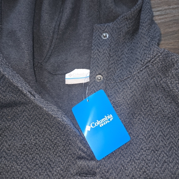 Columbia Golf Womens Hoodie. Size XL - Picture 4 of 4